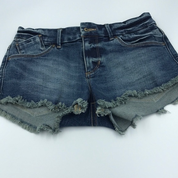 Guess SHORT SHORTS - Picture 1 of 5